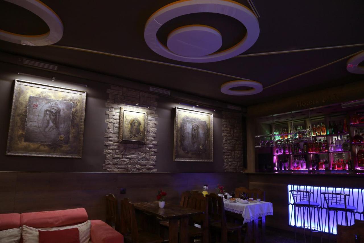 Nava Hotel Yerevan Exterior photo