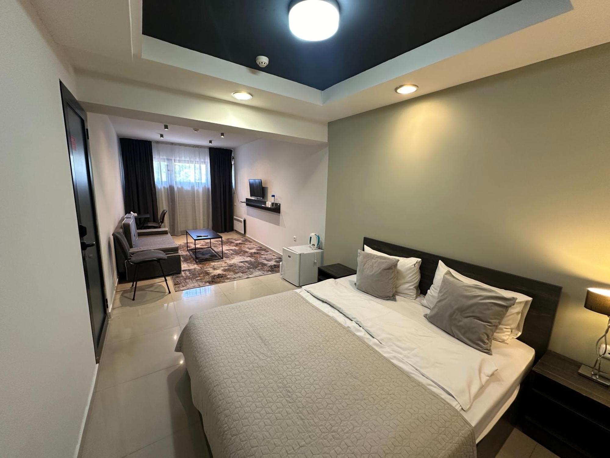Nava Hotel Yerevan Exterior photo