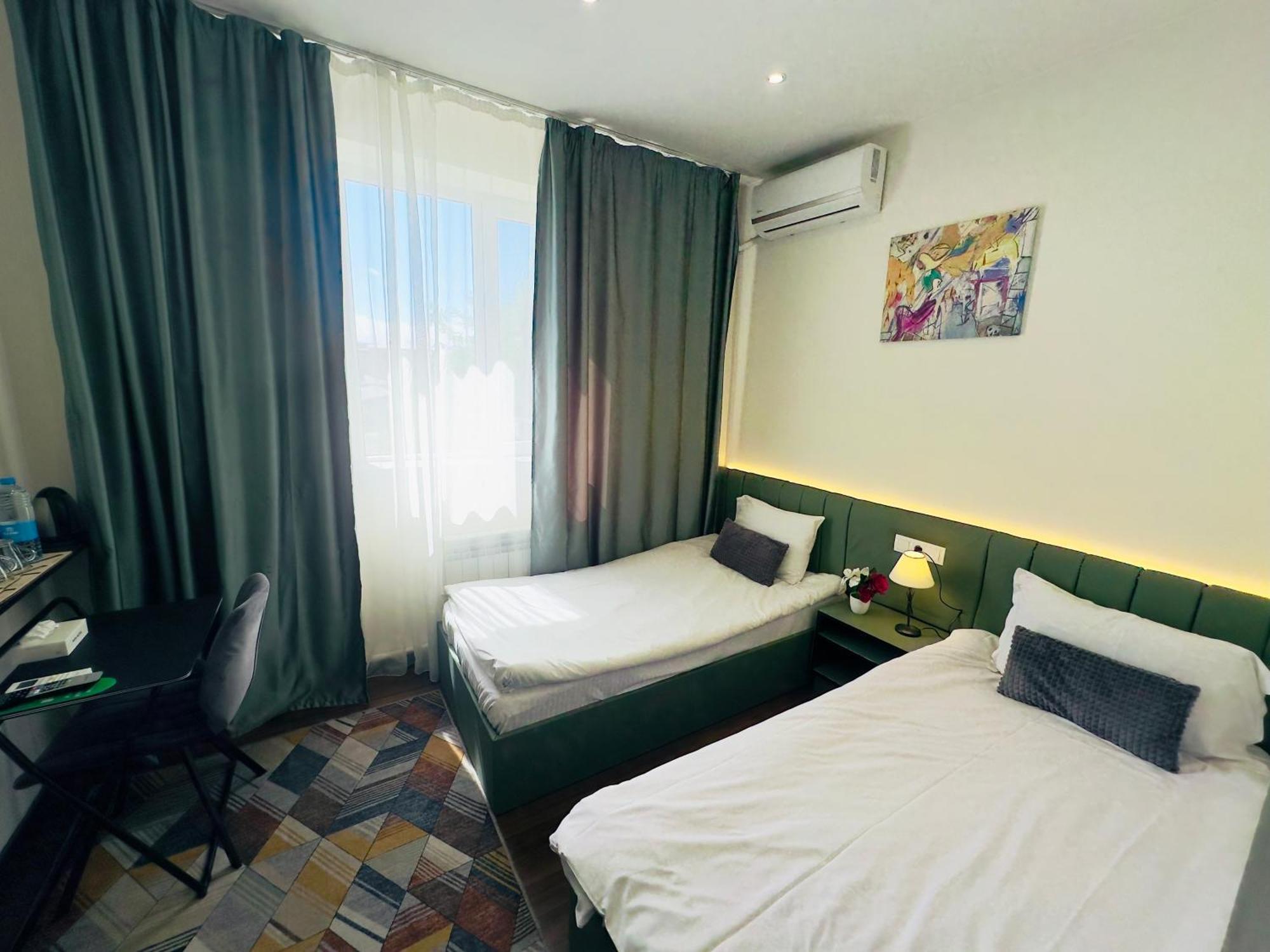 Nava Hotel Yerevan Exterior photo